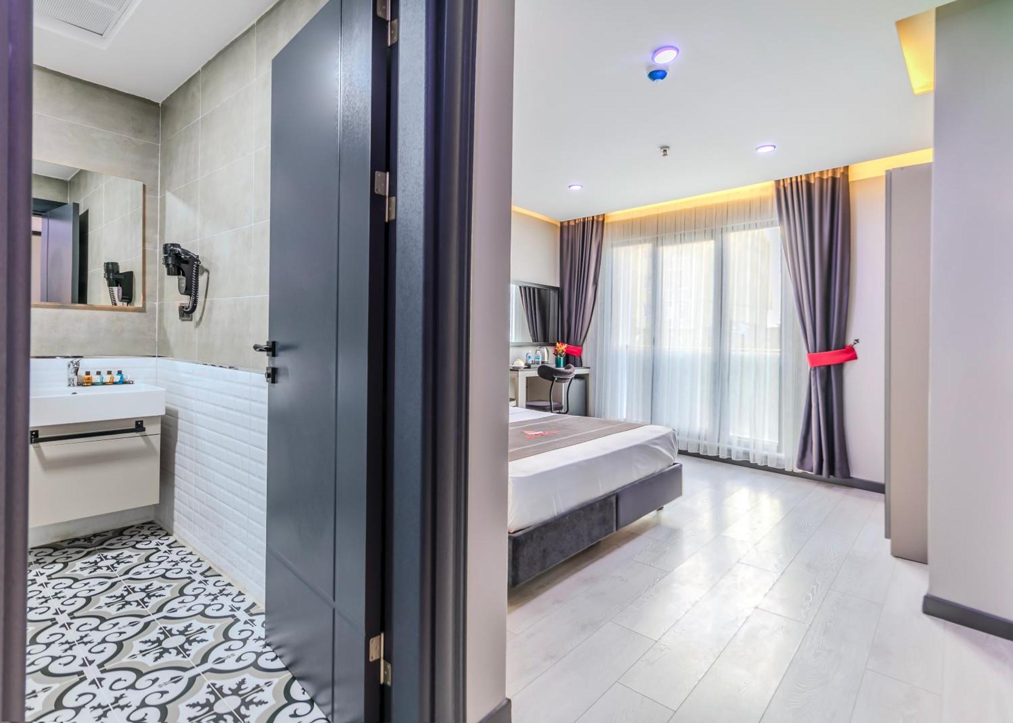 Intercity Hotel Istanbul Airport Arnavutkoy Exteriör bild